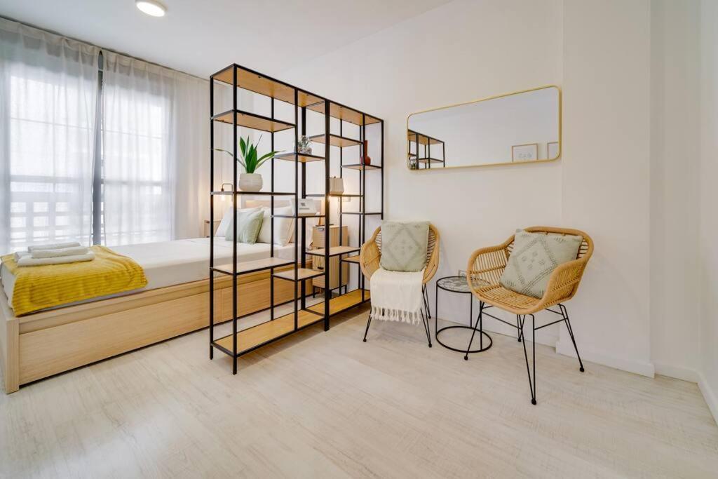 Sophisticated Studio In The Center Of Málaga Buitenkant foto